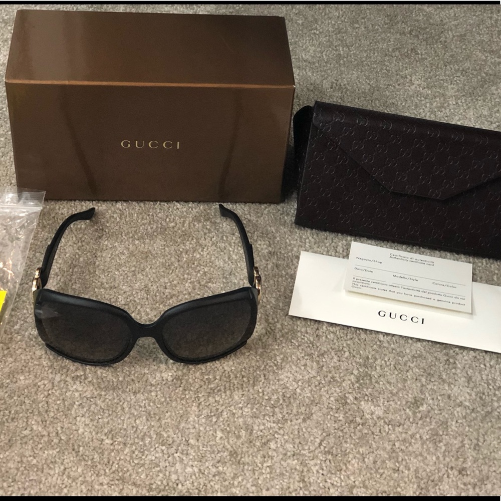 GUCCI BLACK DOUBLE GG SUNGLASSES GG3511/s